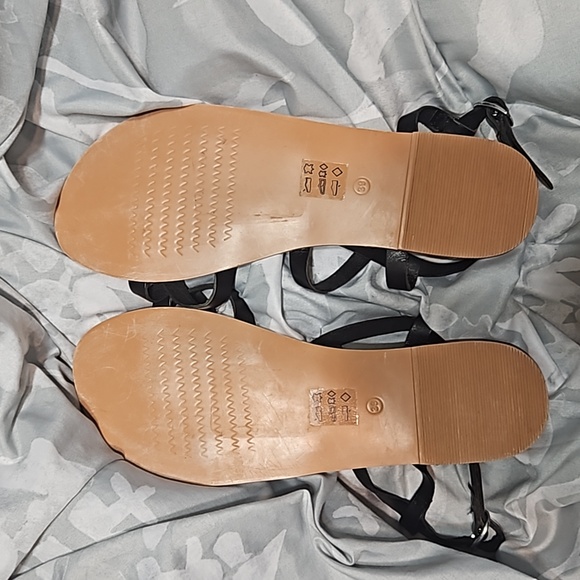 NWOT Topshop wrap around ankle sandals - Picture 2 of 2